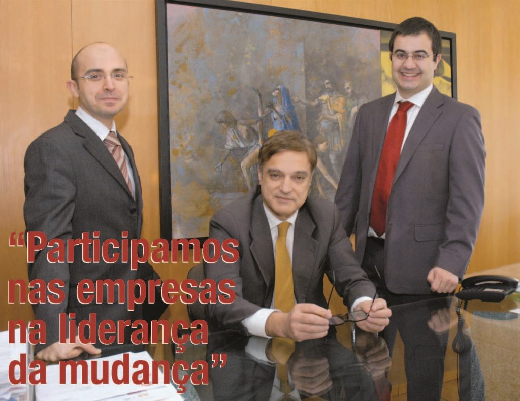 Leanked capa de jornal